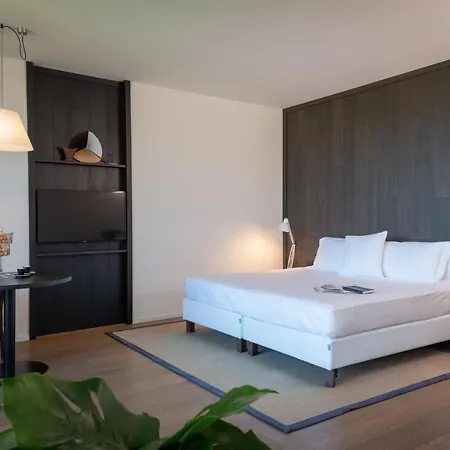 Hotel Marepineta 5*