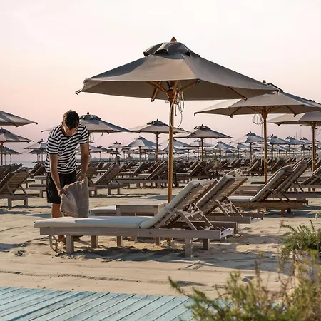 Hotel Marepineta 5*